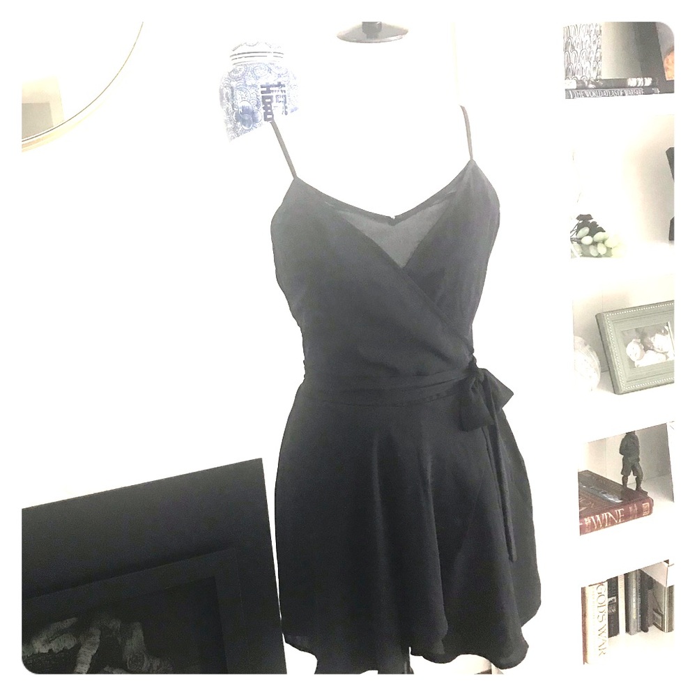 Black Express Romper💜 Size 8